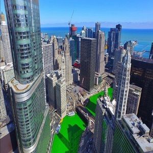 Meet your Posher, Leslie